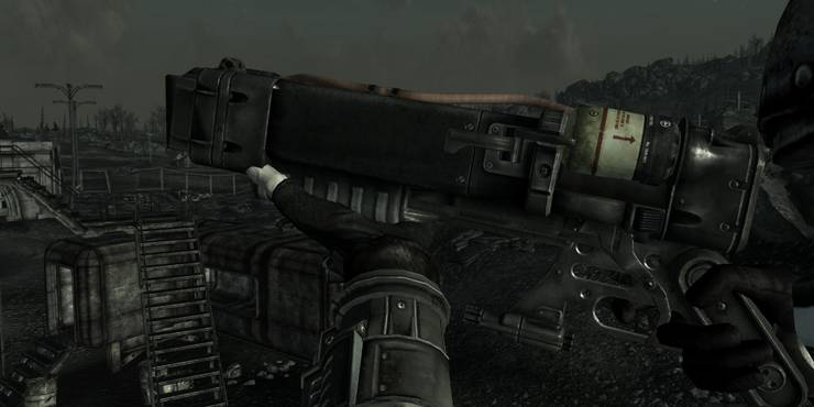 The 10 Best Energy Weapons In Fallout New Vegas Thegamer The 10 Best Energy Weapons In Fallout New Vegas Thegamer